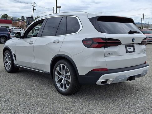 New 2026 BMW X5 xDrive40i w/ Off-Road Package AWD/4WD image 6