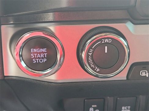 Used 2023 Toyota Tacoma SR5 image 29