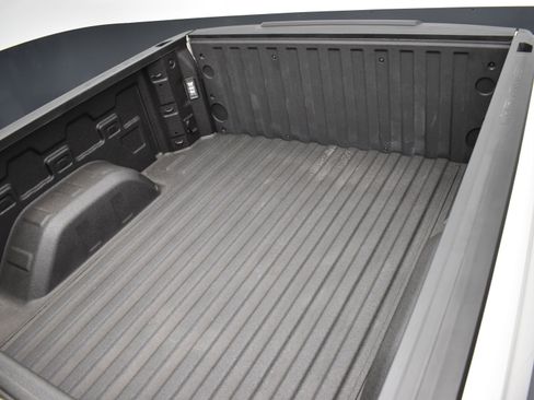 Used 2025 Chevrolet Silverado 1500 High Country image 43