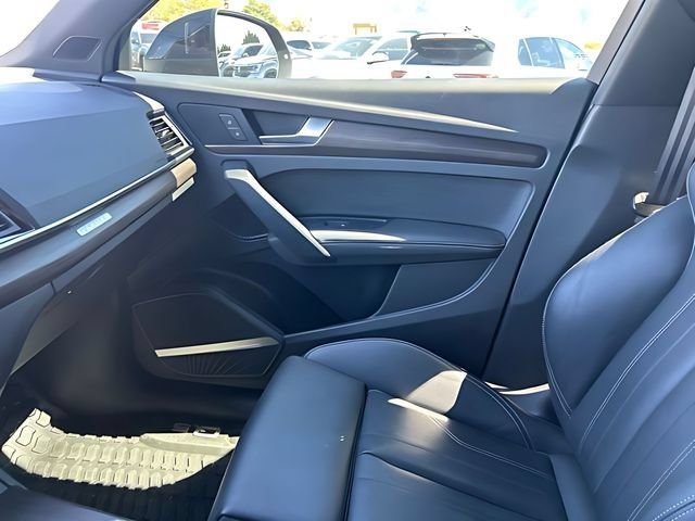 Used 2023 Audi Q5 2.0T Premium Plus AWD/4WD image 32