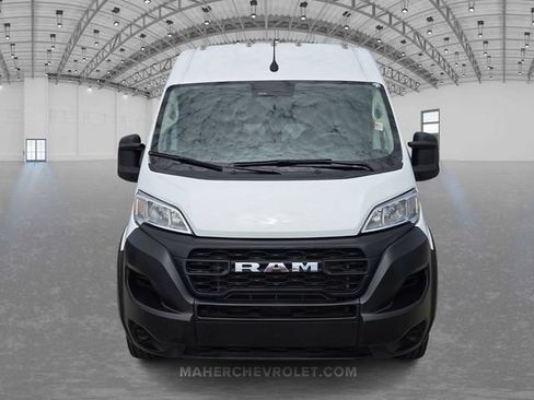 Used 2023 RAM ProMaster 2500 FWD image 2