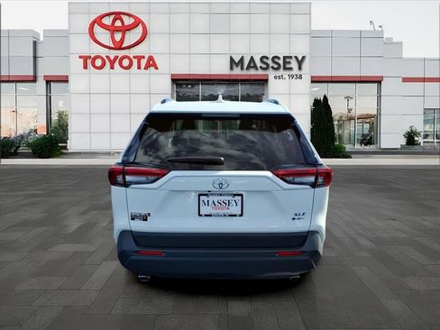 New 2025 Toyota RAV4 XLE image 4