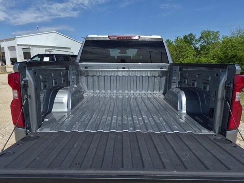 Used 2026 Chevrolet Silverado 1500 RST AWD/4WD image 11