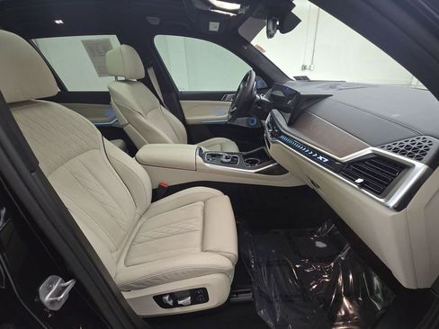 Certified 2025 BMW X7 xDrive40i w/ Executive Package AWD/4WD image 31