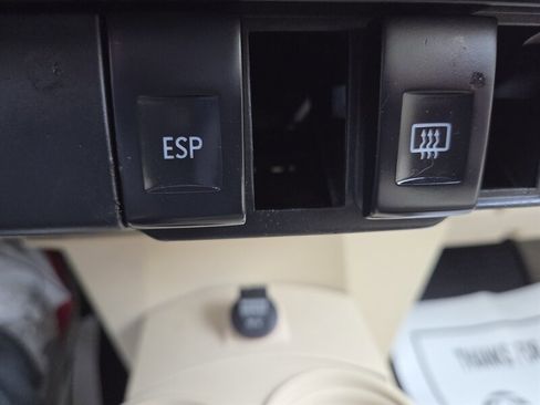 Used 2004 Volkswagen Beetle GLS image 22