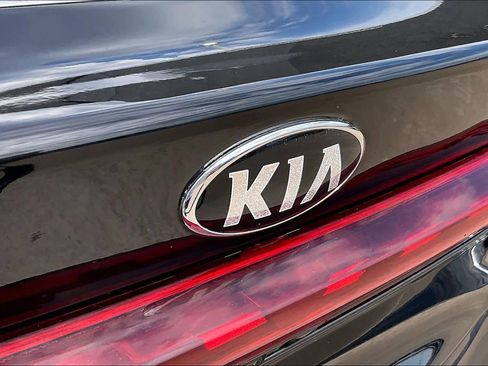 Used 2021 Kia K5 LXS FWD image 30