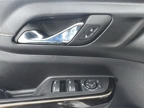 Used 2023 GMC Acadia AT4 image 20