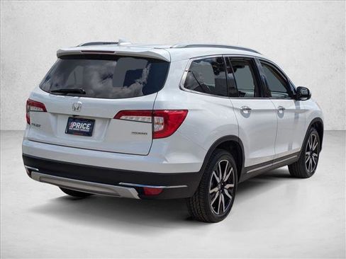 Used 2021 Honda Pilot Touring image 5