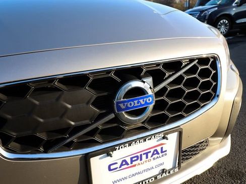 Used 2016 Volvo XC70 T5 Platinum image 19