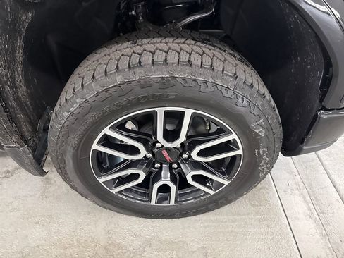 New 2026 GMC Sierra 1500 AT4 w/ Technology Package AWD/4WD image 4