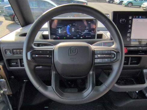 Used 2024 Chevrolet Brightdrop 400 w/ Commercial Equipment Package AWD/4WD image 18
