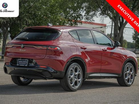 New 2025 Alfa Romeo Tonale w/ Premium Package AWD/4WD image 5