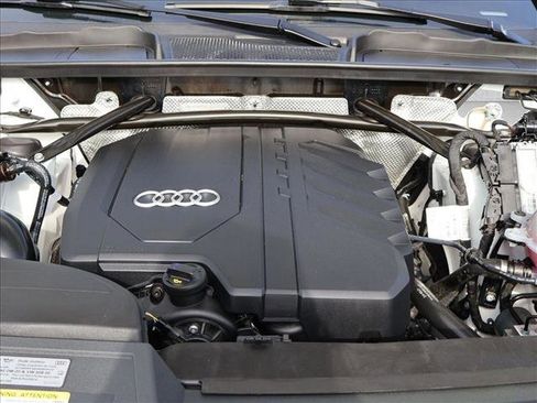 Used 2023 Audi Q5 2.0T Premium AWD/4WD image 28