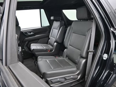 Used 2021 Chevrolet Tahoe Z71 w/ Luxury Package AWD/4WD image 26