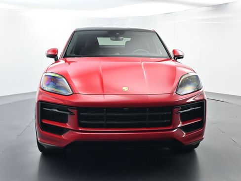 Certified 2025 Porsche Cayenne GTS image 17