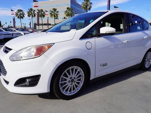 Used 2014 Ford C-MAX Energi SEL w/ Equipment Group 302A image 4