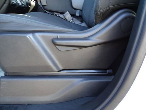 Used 2020 Chevrolet Silverado 2500 Custom w/ Custom Value Package AWD/4WD image 21