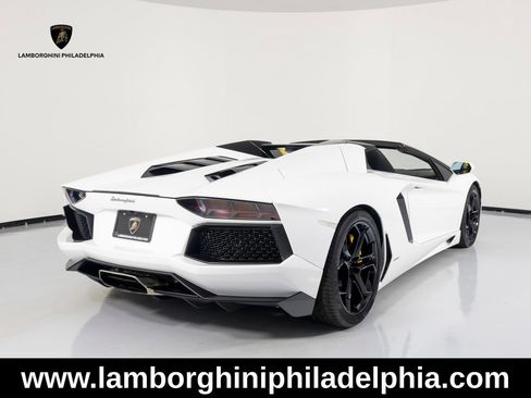 Used 2016 Lamborghini Aventador LP 700-4 AWD/4WD image 6