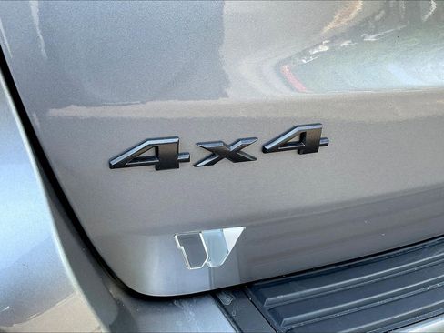 Used 2019 Jeep Grand Cherokee High Altitude AWD/4WD image 23