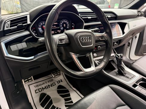 Used 2020 Audi Q3 2.0T Premium image 9