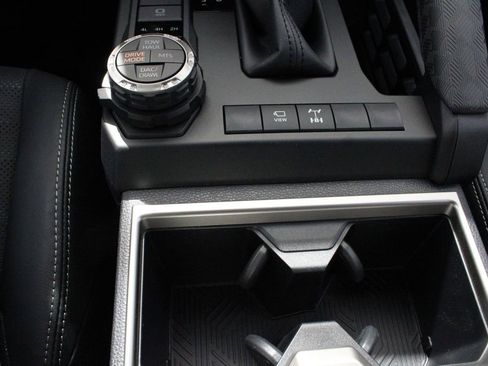New 2026 Toyota 4Runner 4WD image 40