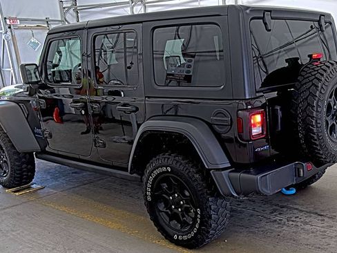 Used 2023 Jeep Wrangler Unlimited w/ Dual Top Group AWD/4WD image 6