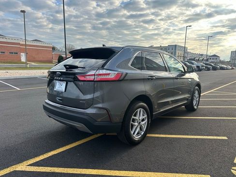 Used 2022 Ford Edge SEL w/ Convenience Package image 7