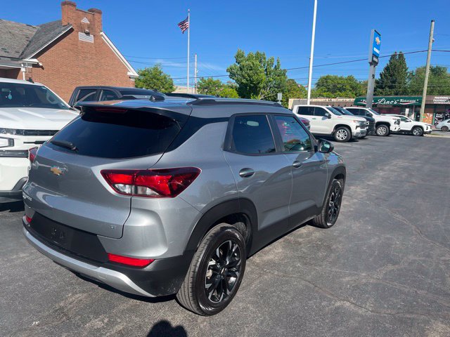 Used 2023 Chevrolet TrailBlazer LT AWD/4WD image 3