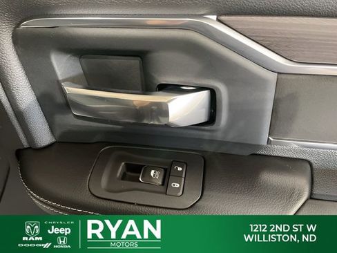 New 2026 RAM 2500 Laramie AWD/4WD image 58