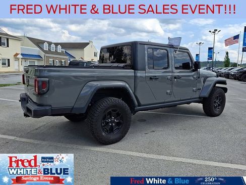 Used 2021 Jeep Gladiator Sport AWD/4WD image 11