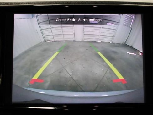 Used 2024 Chrysler Pacifica Touring-L image 56