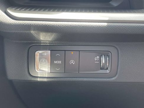 New 2026 Chevrolet Traverse LT FWD image 20