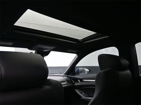 Used 2018 Honda Accord Sport image 20