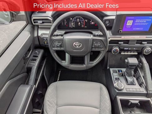 Certified 2026 Toyota Tacoma SR5 AWD/4WD image 17