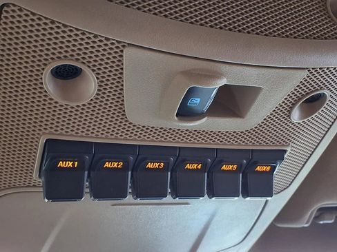 Used 2019 Ford F350 Lariat w/ Lariat Ultimate Package AWD/4WD image 26