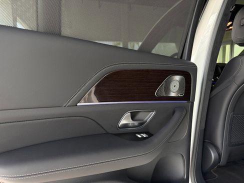 Used 2025 Mercedes-Benz GLE 63 AMG S image 26