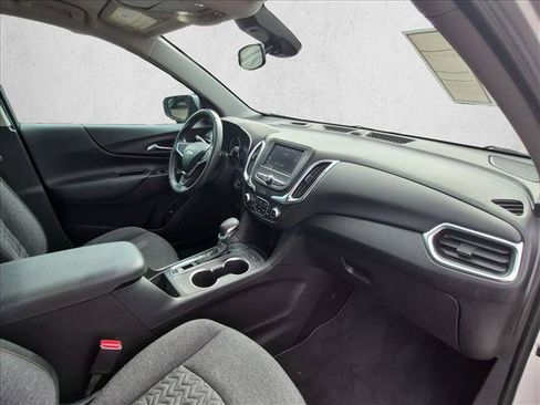 Used 2022 Chevrolet Equinox LT FWD image 22