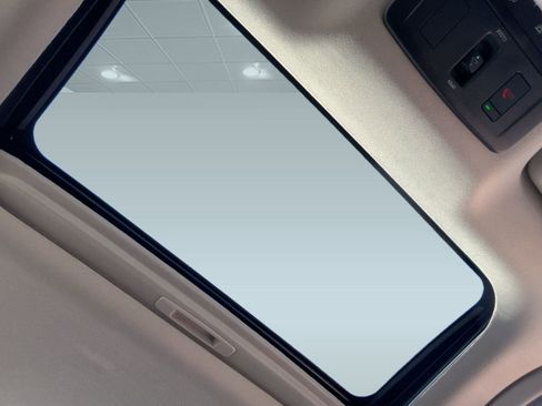 New 2025 Nissan Sentra SR w/ SR Premium Package image 16