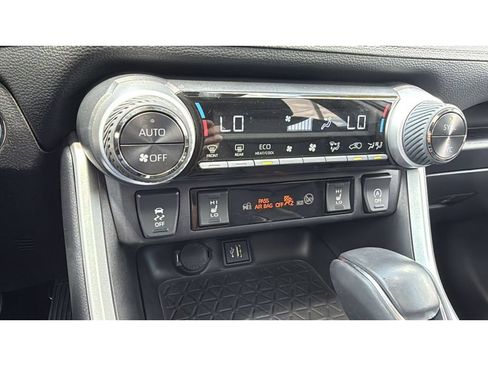 Used 2025 Toyota RAV4 XLE Premium w/ Weather Package AWD/4WD image 24