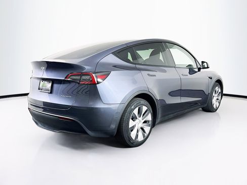 Used 2023 Tesla Model Y Long Range AWD/4WD image 9