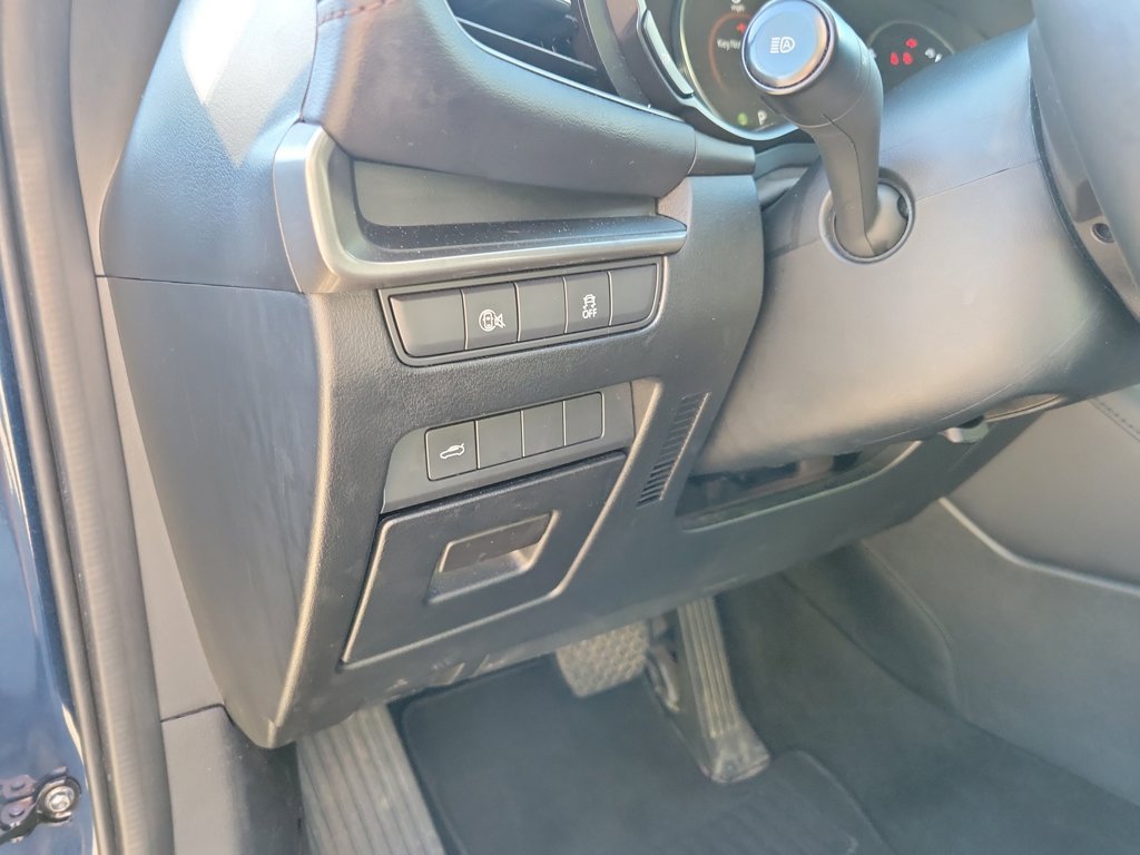 Used 2024 MAZDA MAZDA3 s FWD image 25