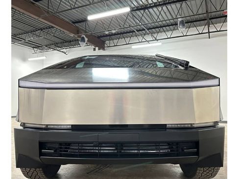 Used 2024 Tesla Cybertruck AWD Crew Cab image 3