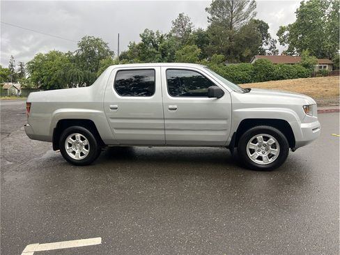 Used 2007 Honda Ridgeline RTX image 9