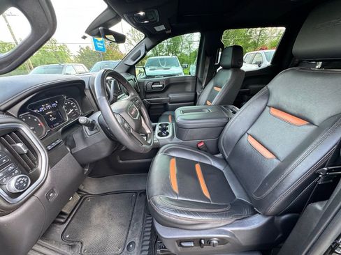 Used 2021 GMC Sierra 1500 AT4 w/ AT4 Premium Package AWD/4WD image 4