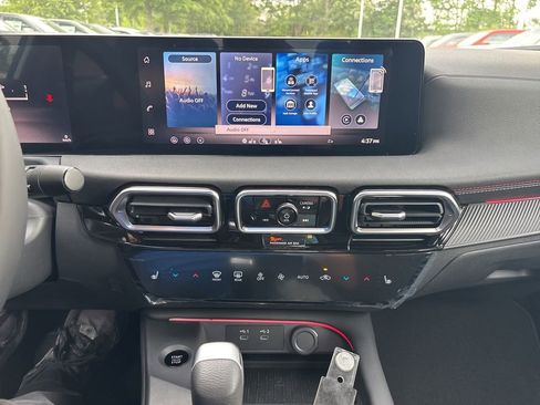 New 2026 Nissan Sentra SR w/ SR Premium Package FWD image 11