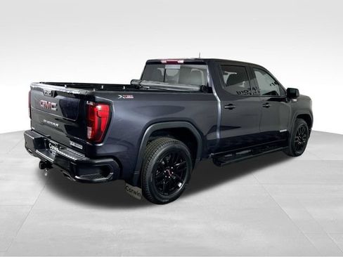 Used 2022 GMC Sierra 1500 Elevation w/ Elevation Premium Package AWD/4WD image 15