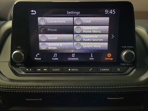 Used 2021 Nissan Rogue S FWD image 25