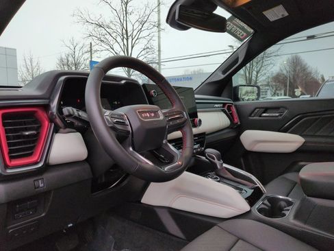 Used 2023 GMC Canyon AT4X w/ Edition 1 image 10