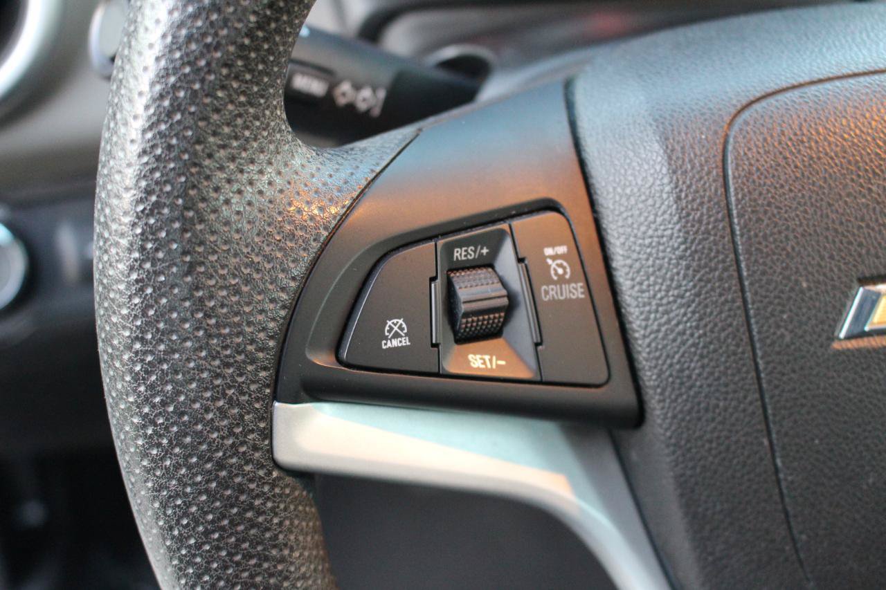 Used 2018 Chevrolet Sonic LT FWD image 18