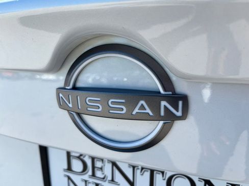 Used 2025 Nissan Sentra SV w/ SV Premium Package FWD image 42